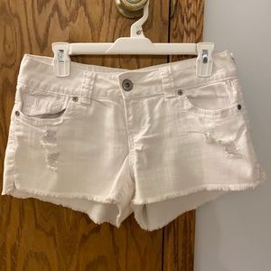 Short White Amethyst Jean Shorts Size 9